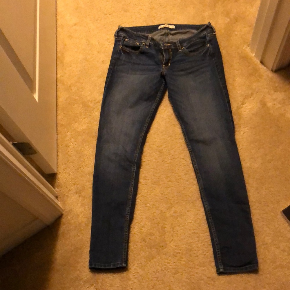 Hollister jeans size 7
